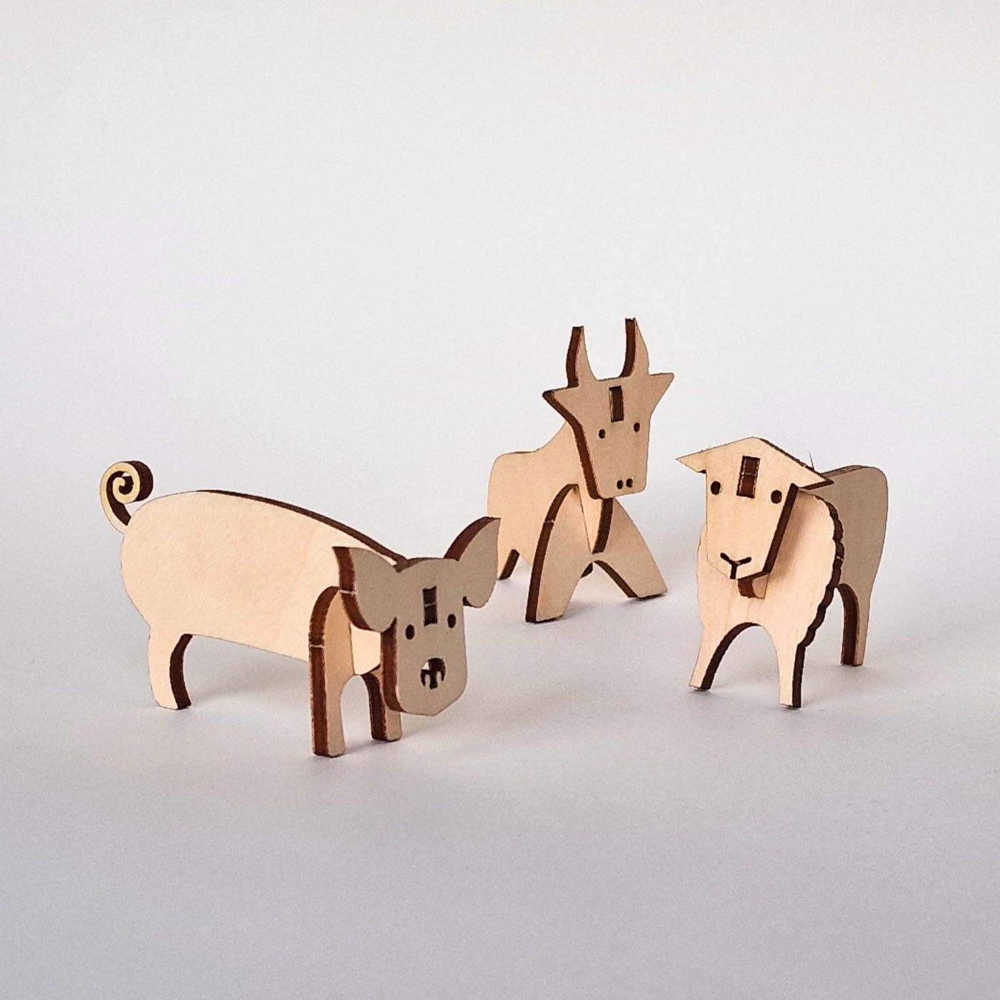 Farm animals - set of 3 - sheep, bull, pig